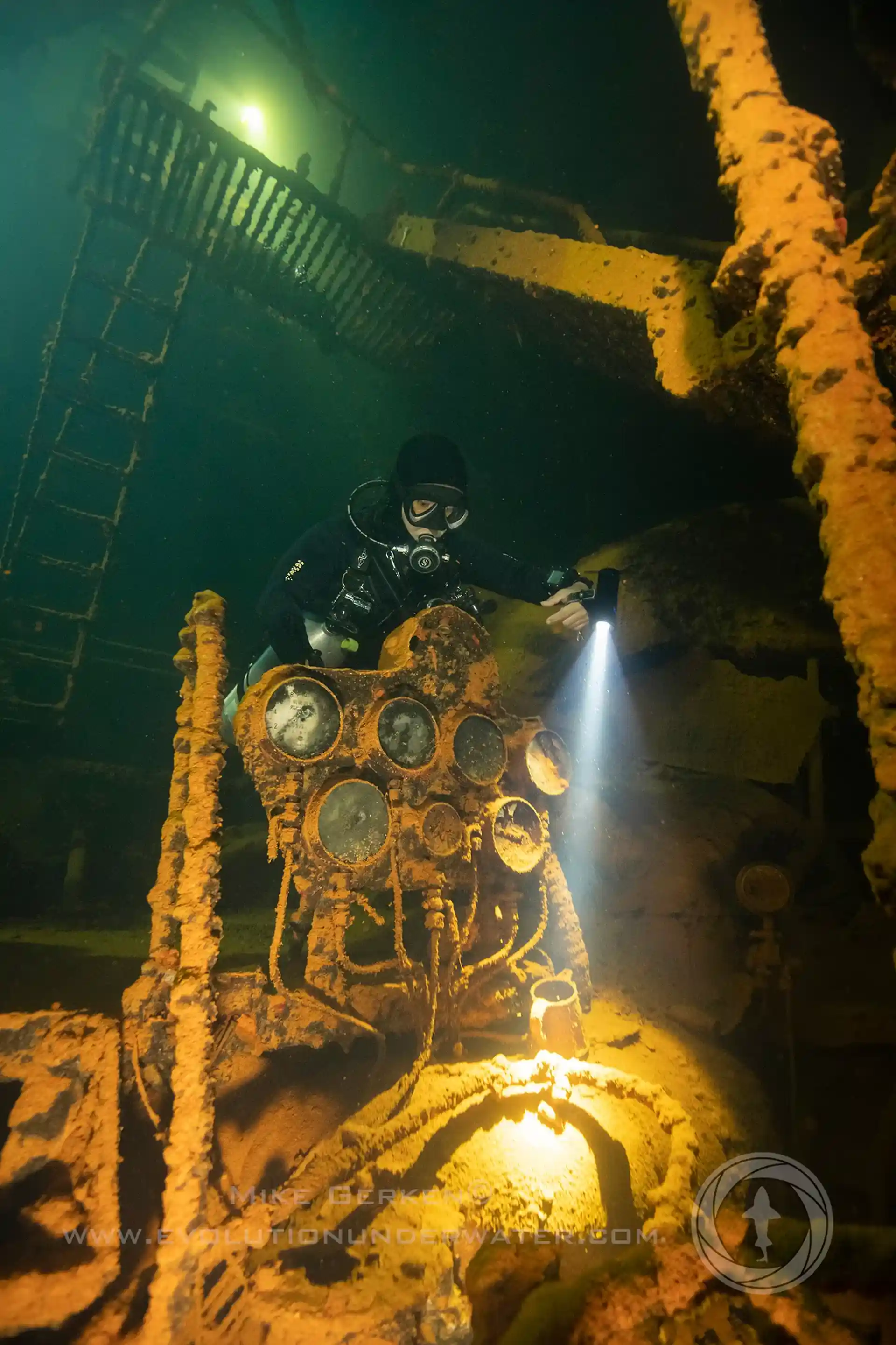 Dive shop photo