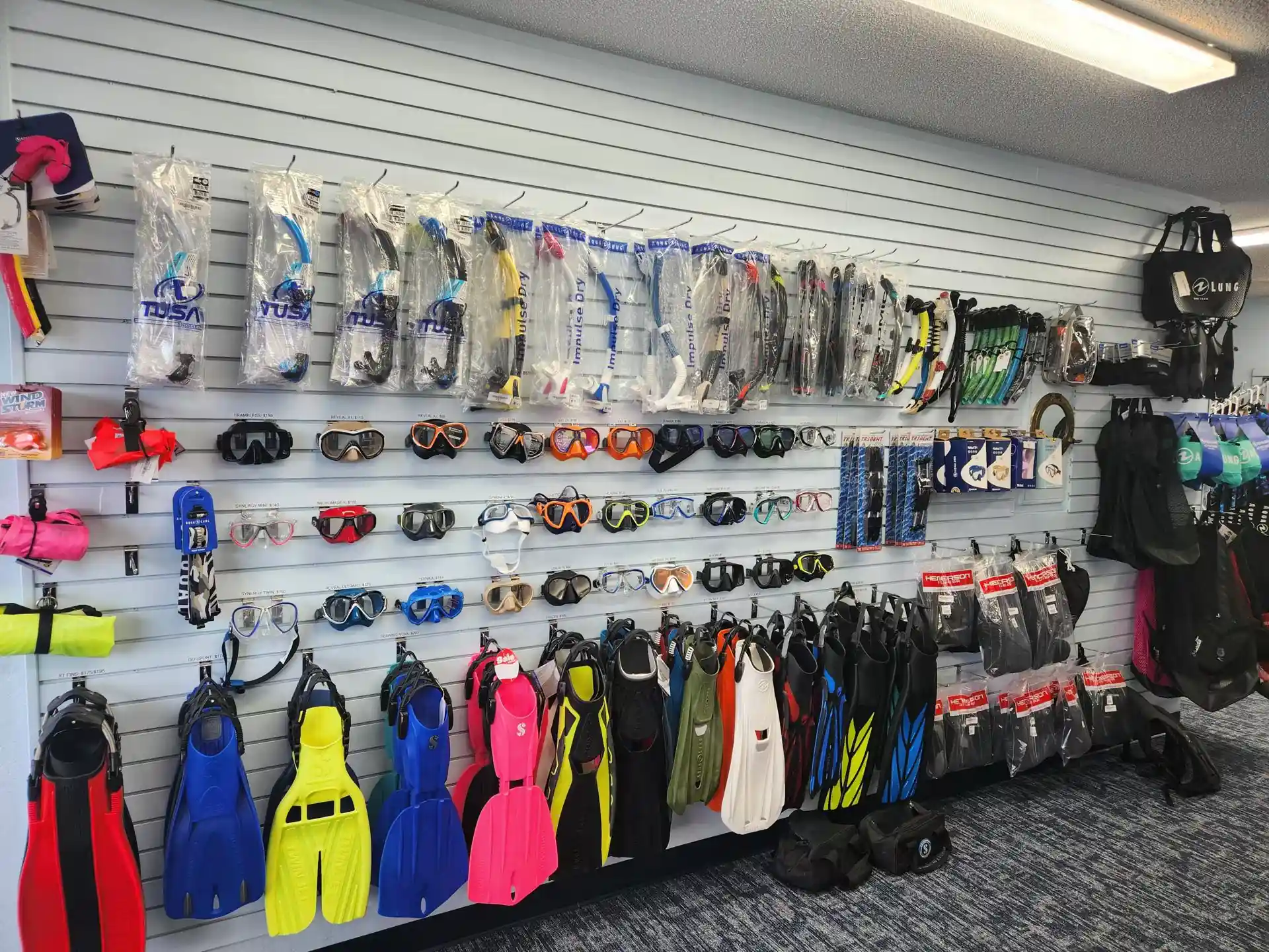 Dive shop photo