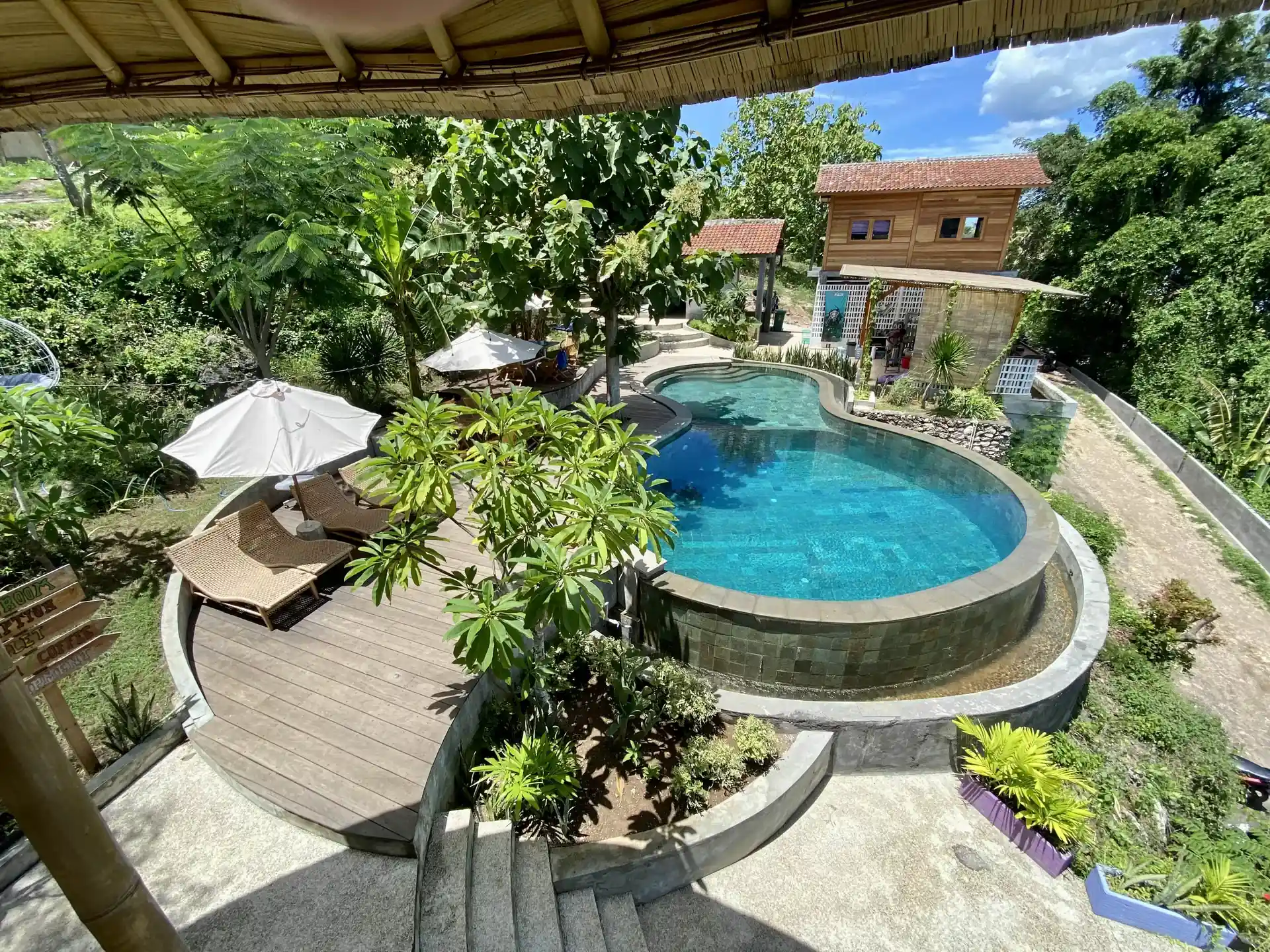 Main photo
