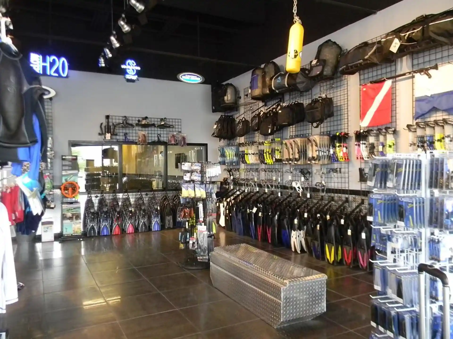 Dive shop photo