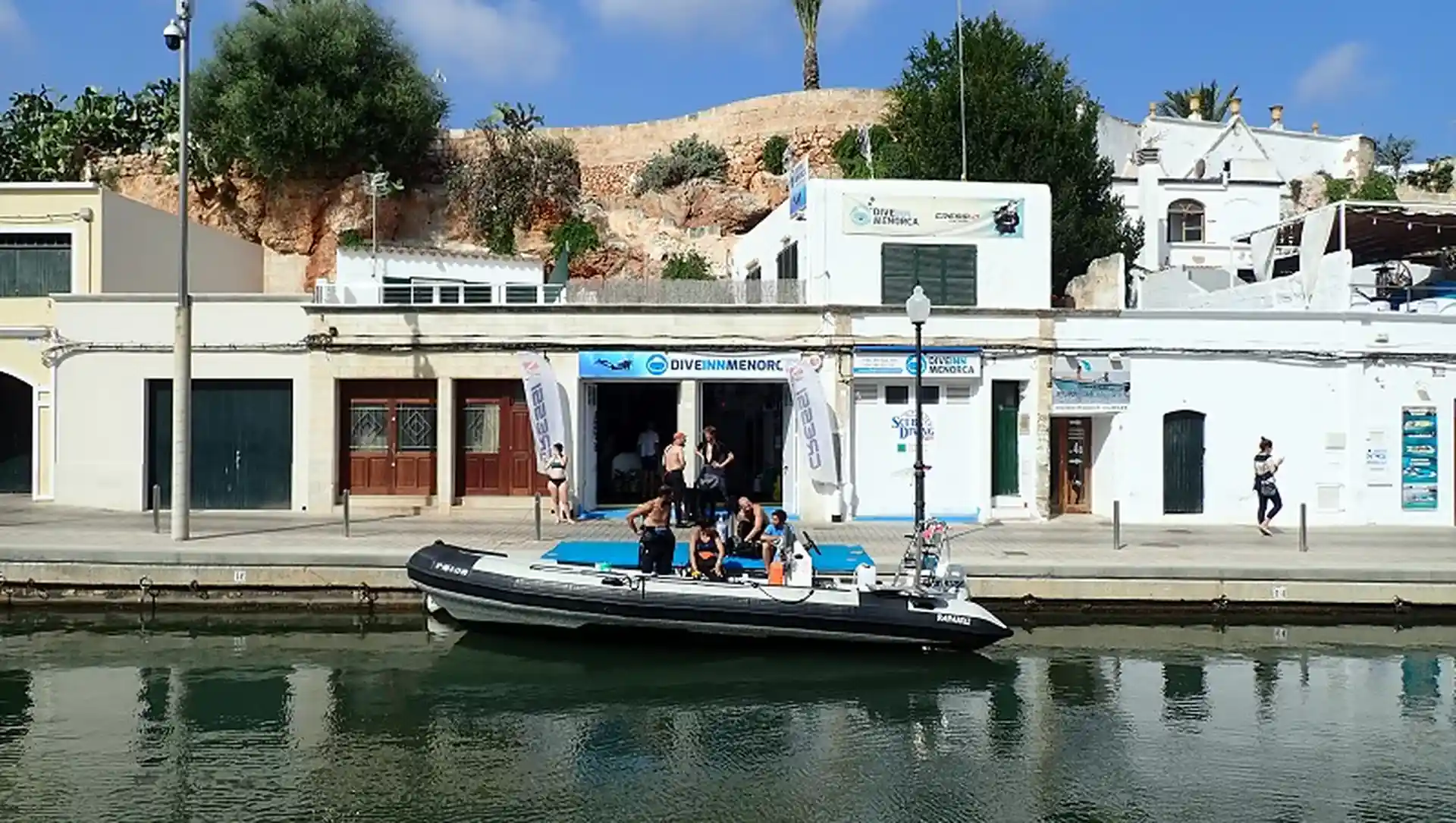 Dive shop photo