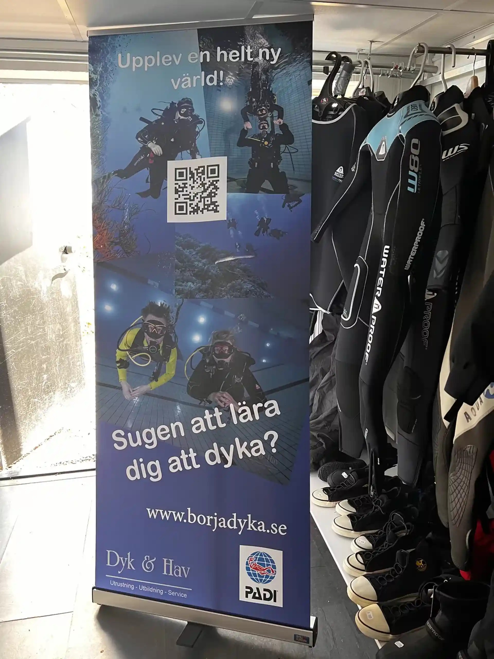 Dive shop photo