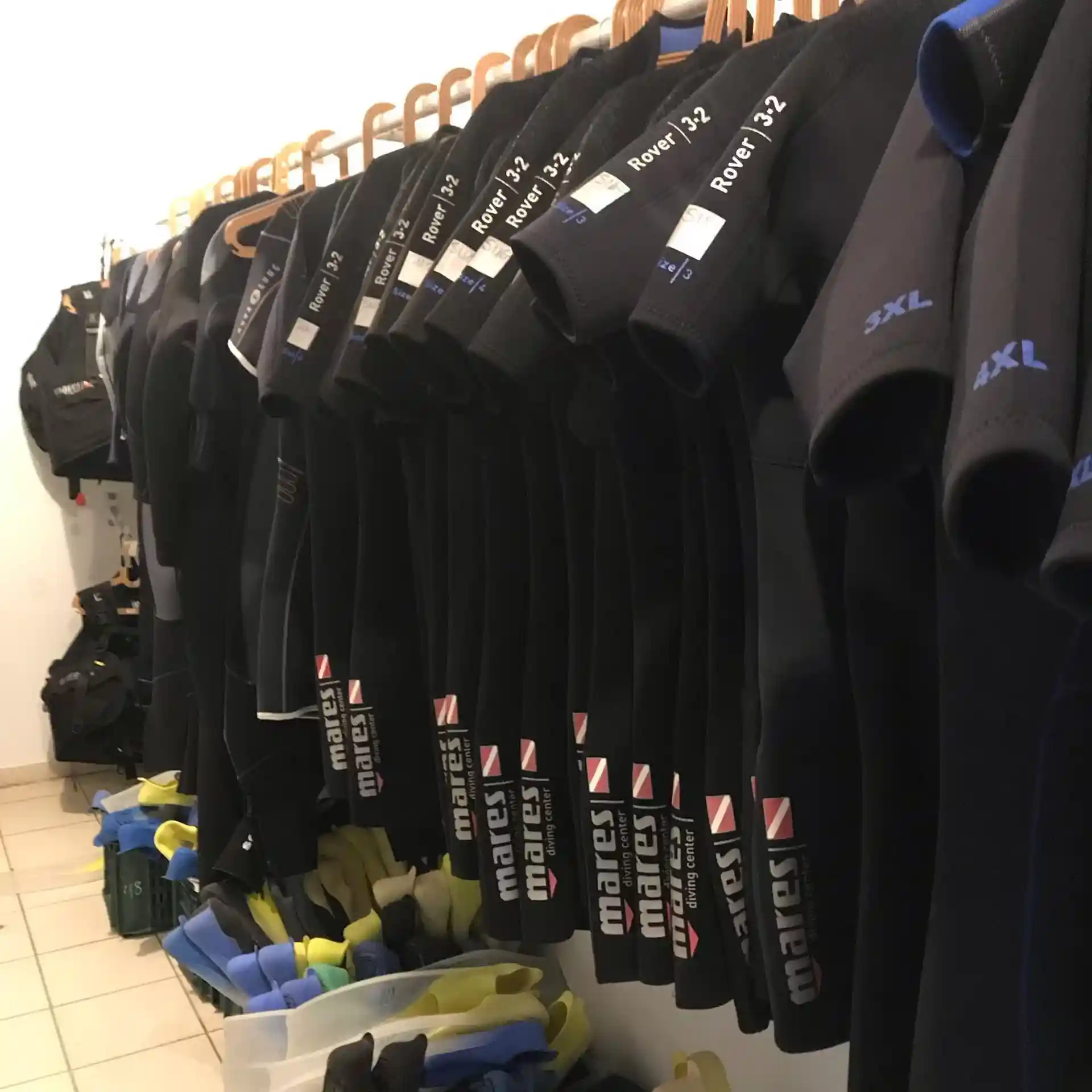 Dive shop photo