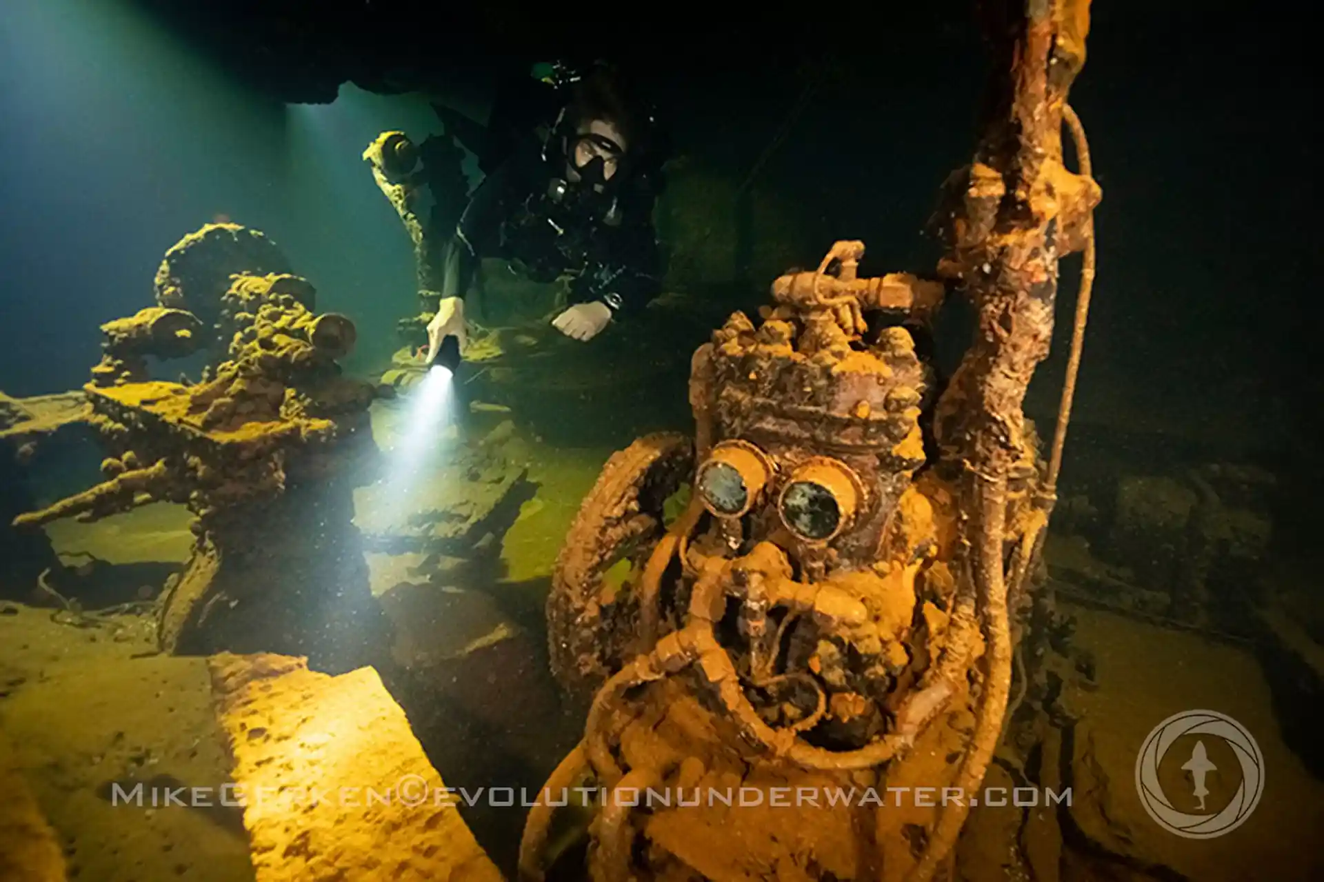 Dive shop photo