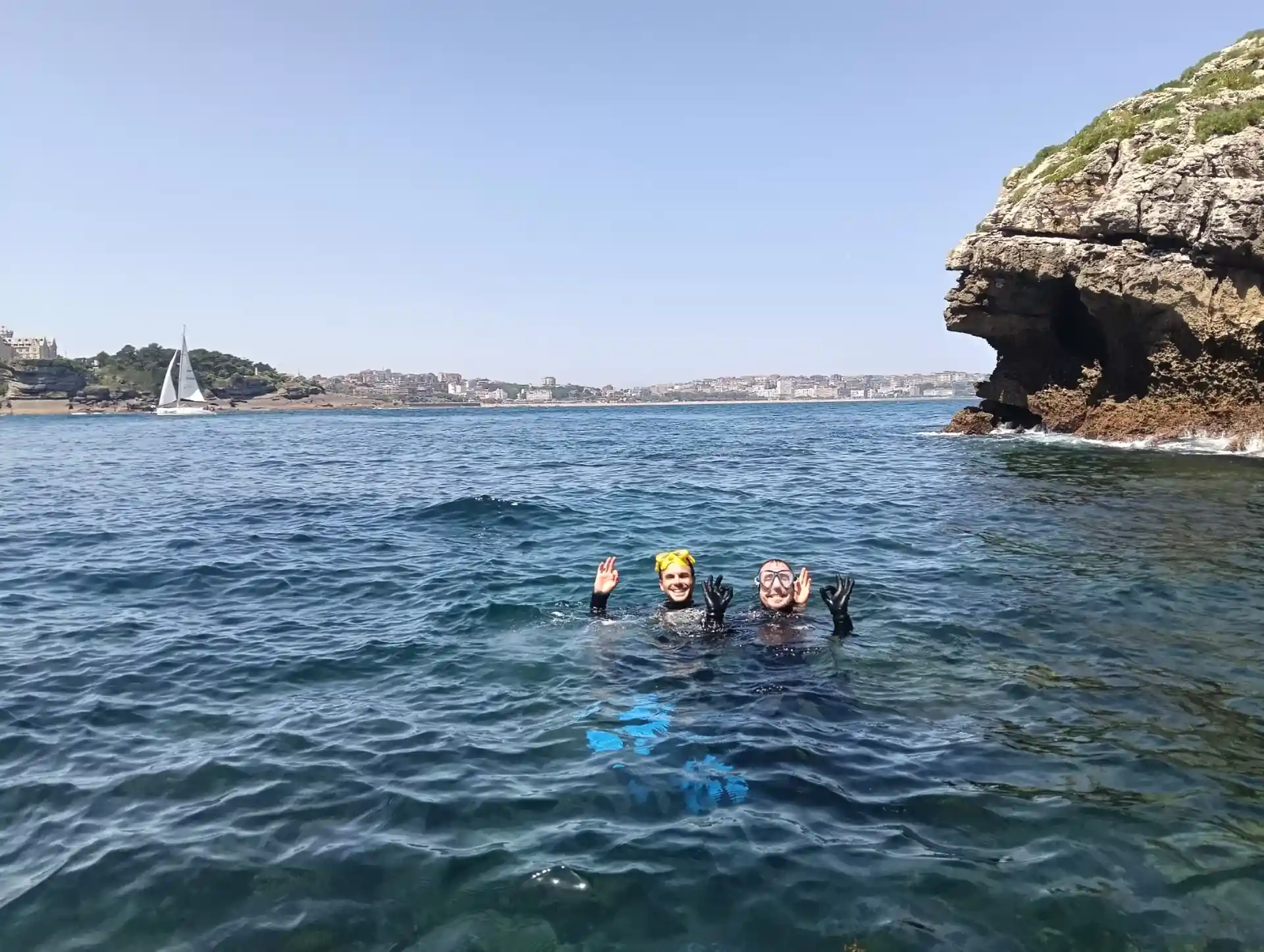 Bautismo de buceo en la Isla de Mouro, Santander, Cantabria.