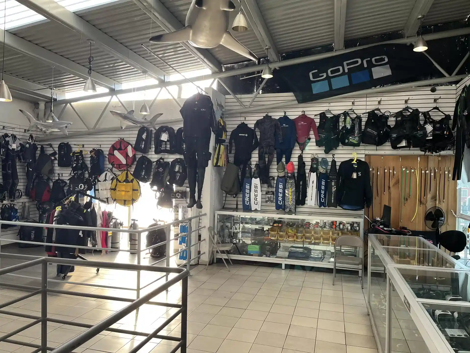 Foto de la tienda de buceo