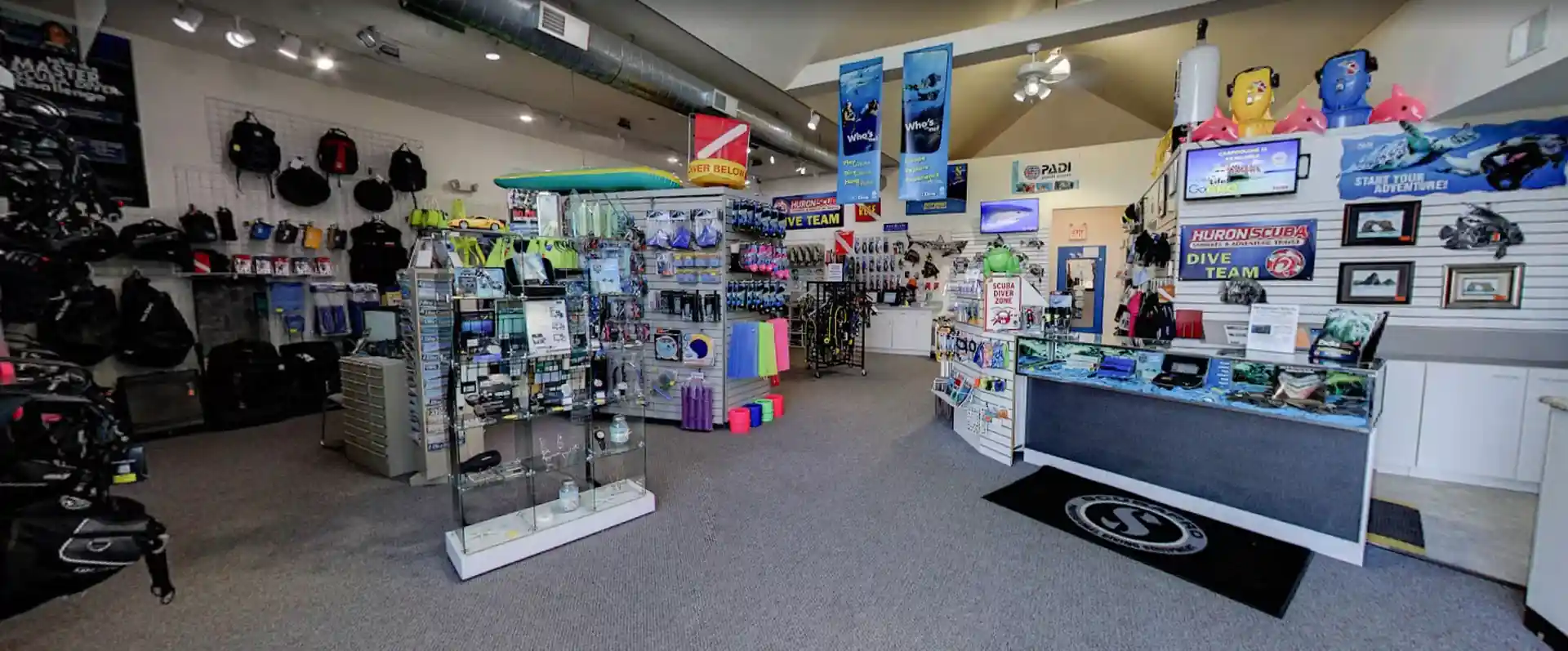 Dive shop photo