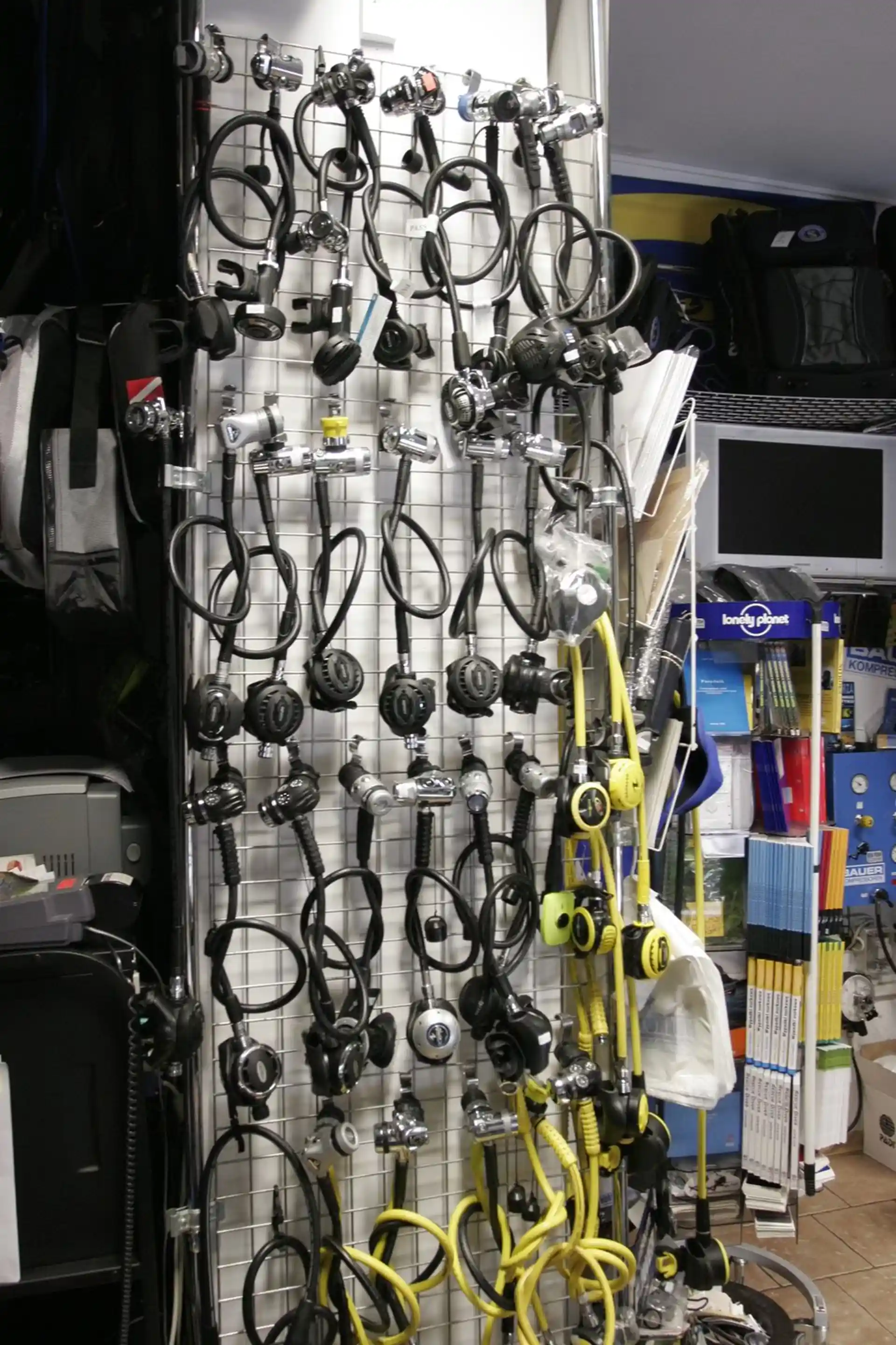 Dive shop photo