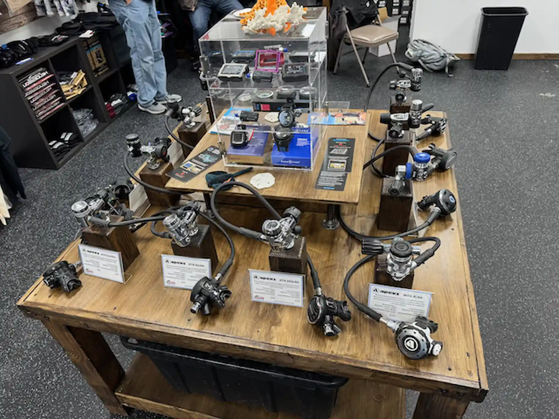Regulators and Computers for all your Recreational, Technical and Travel needs.