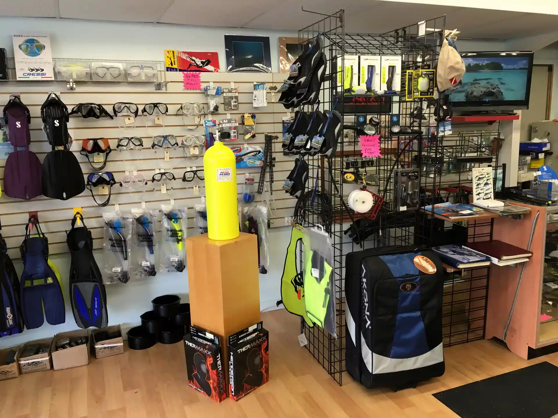 Dive shop photo