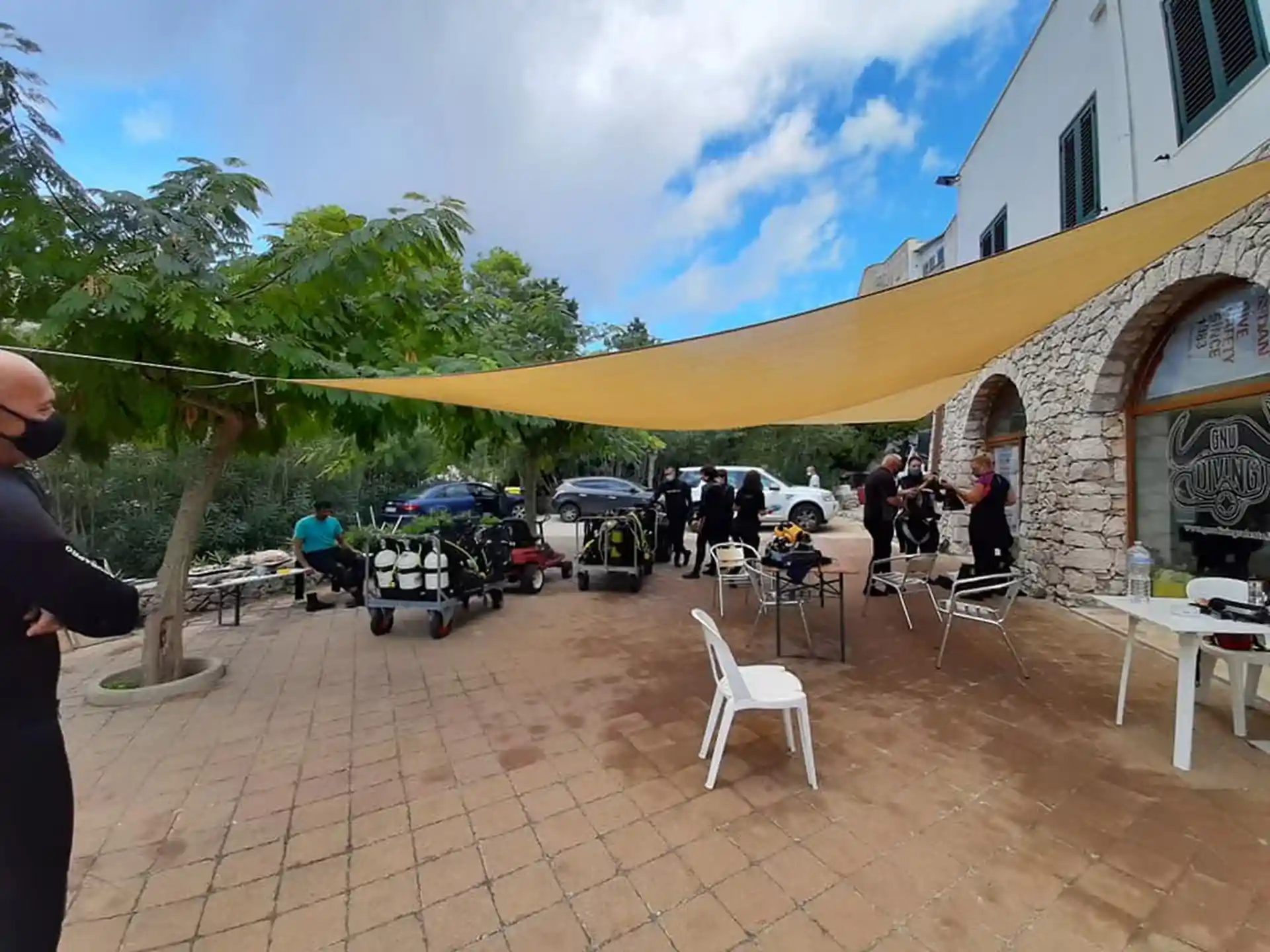 Dive shop photo