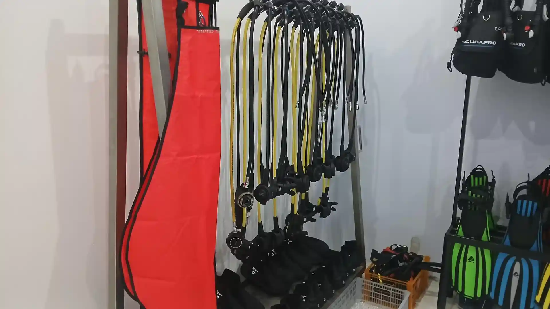 Dive shop photo