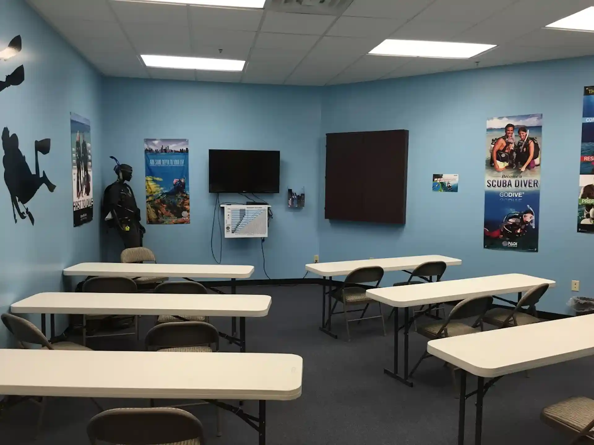 Dive shop photo