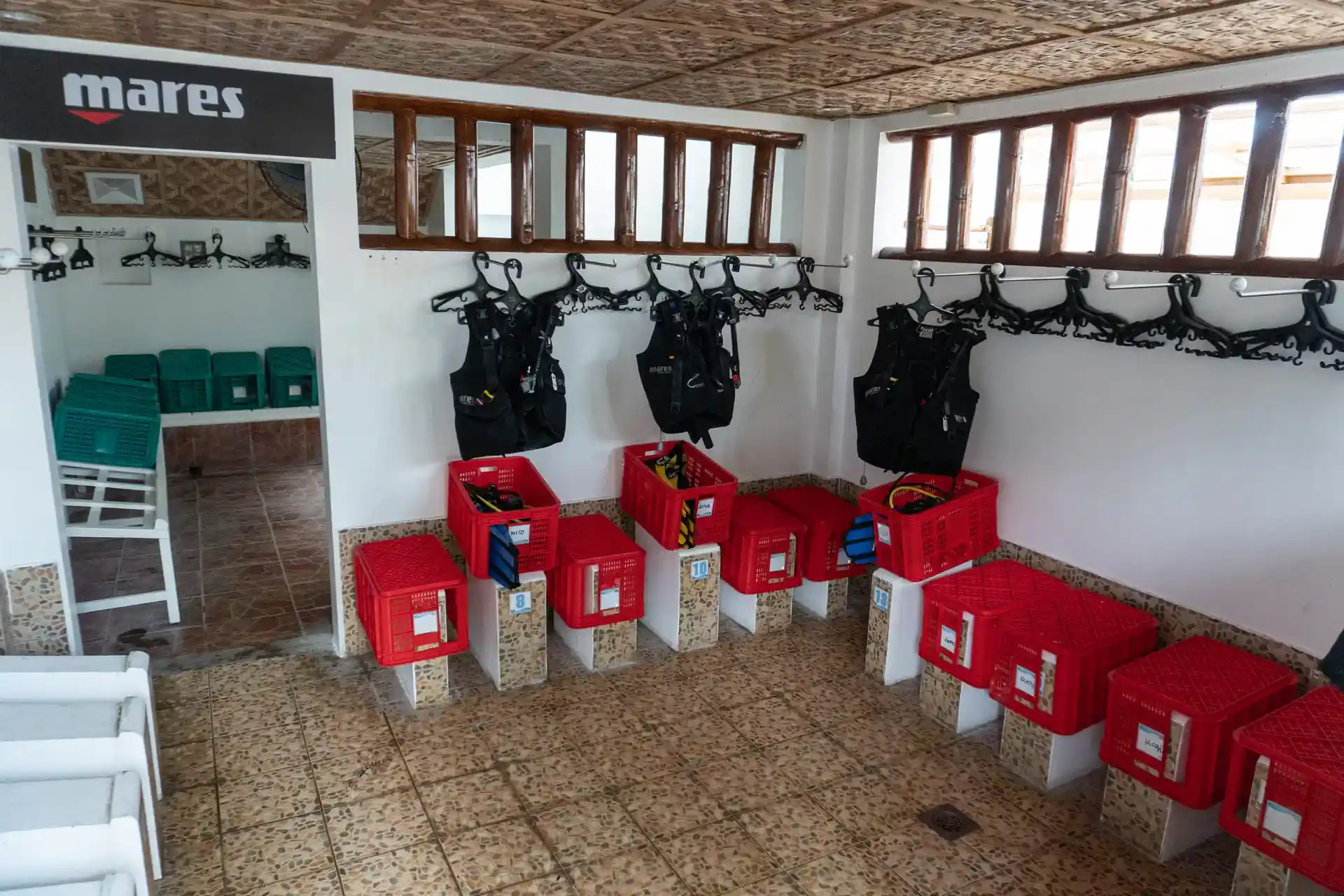 Dive shop photo